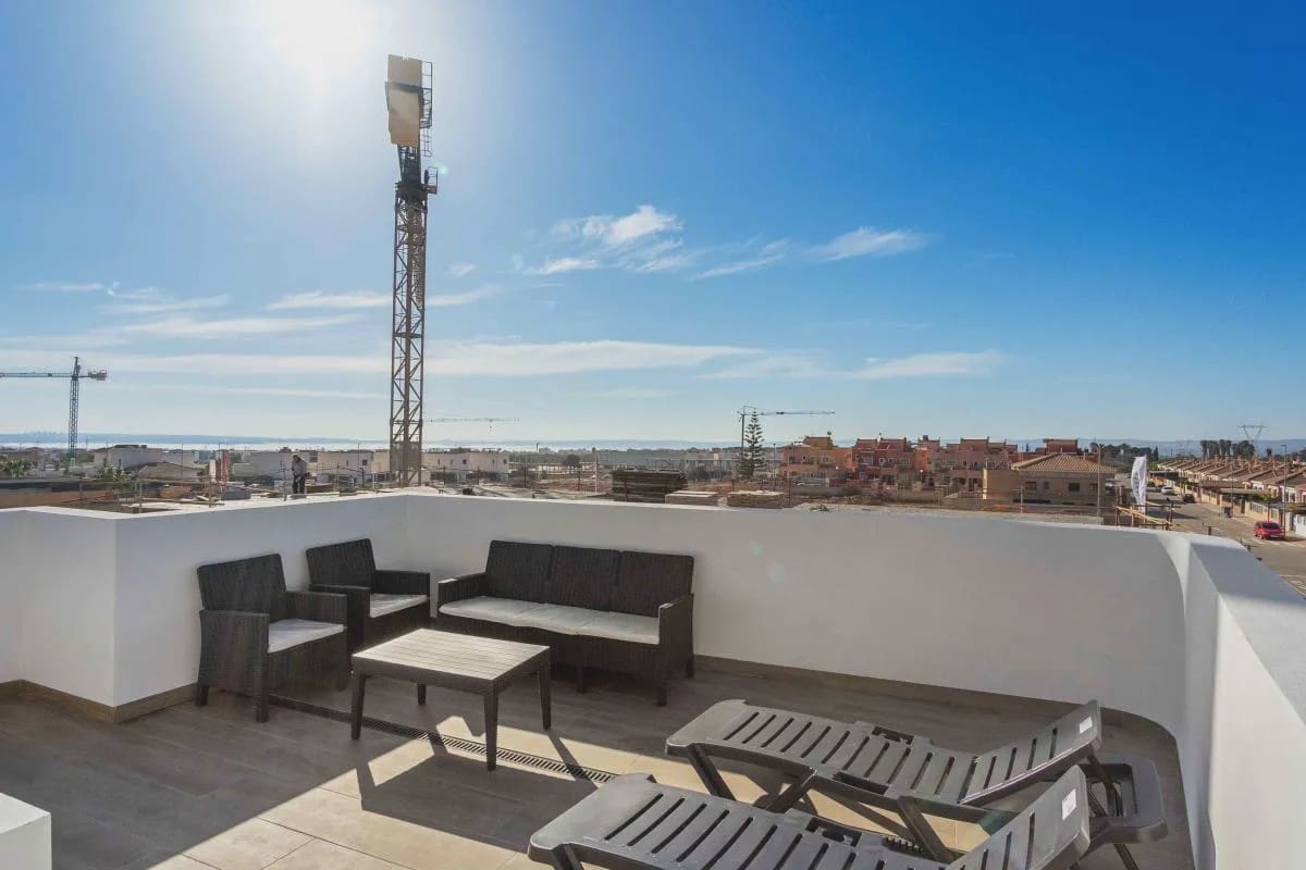 3 soverom Villa til salgs i Los Montesinos med svømmebasseng - € 535 000 (Ref: 9975678)