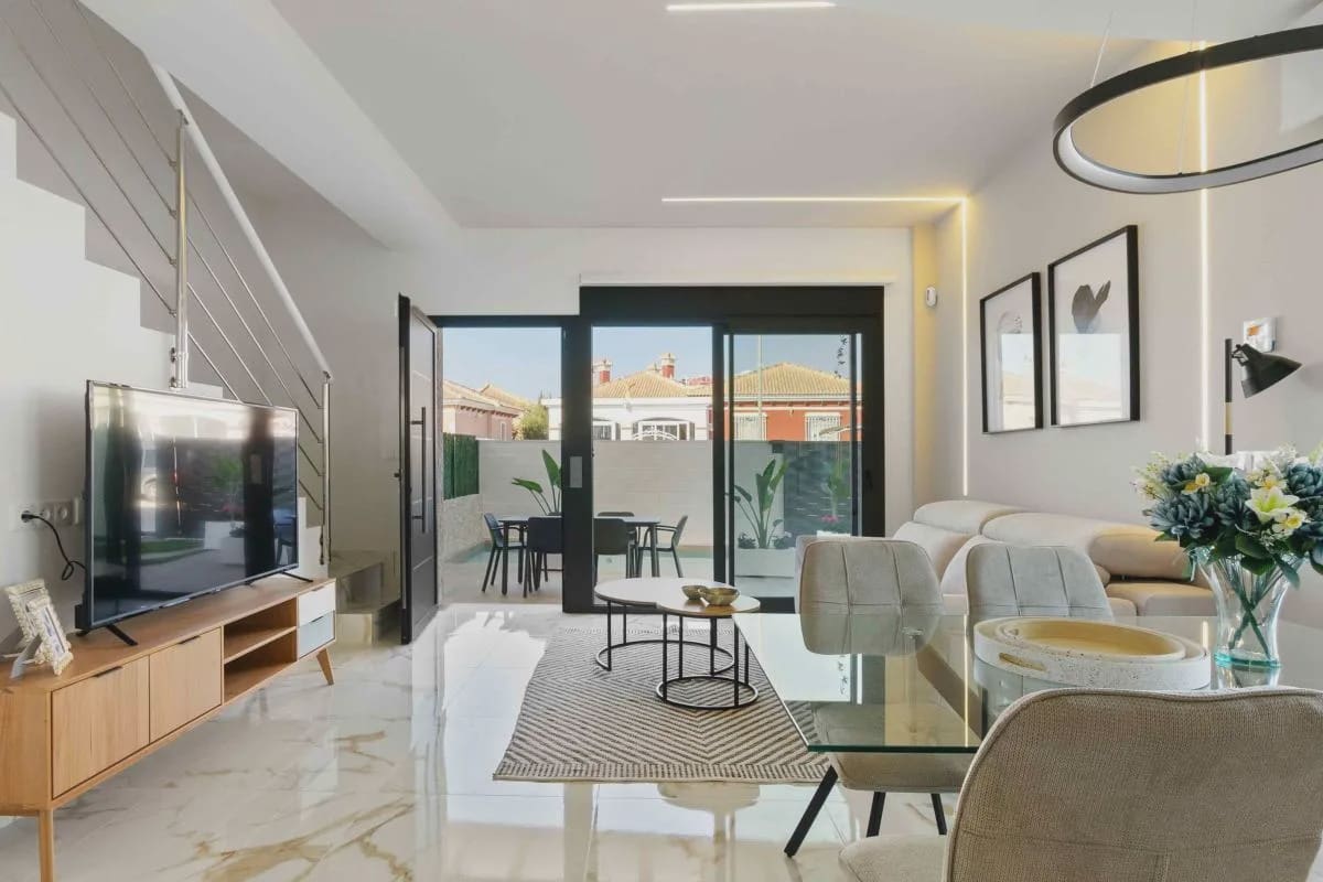 3 soverom Villa til salgs i Los Montesinos med svømmebasseng - € 535 000 (Ref: 9975678)