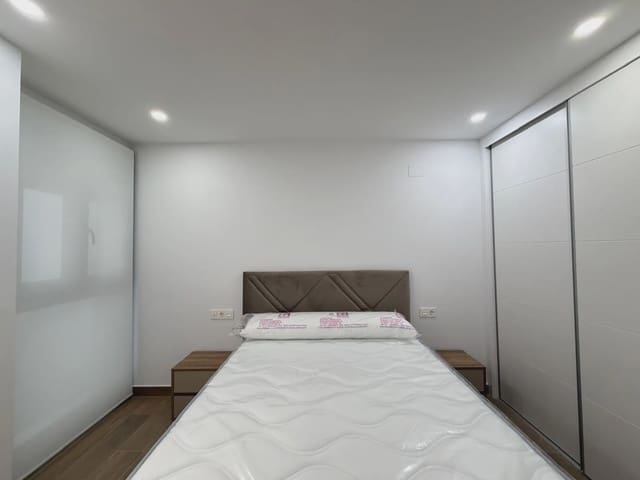 2 soverom Leilighet til salgs i Avenida Habaneras - Curva de Palangre, Torrevieja med svømmebasseng - € 330 000 (Ref: 9975710)
