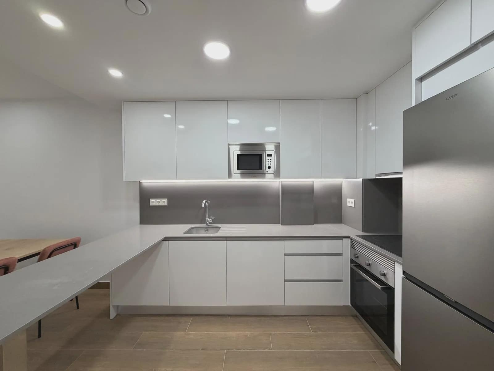 2 soveværelse Lejlighed til salg i Torrevieja med swimmingpool - € 330.000 (Ref: 9975710)