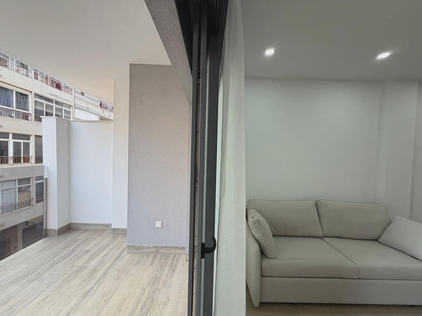 2 soveværelse Lejlighed til salg i Torrevieja med swimmingpool - € 330.000 (Ref: 9975710)