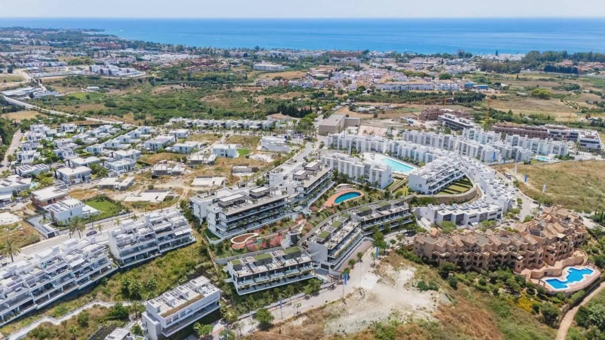 2 makuuhuone Huoneisto myytävänä paikassa Estepona mukana uima-altaan 
autotalli - 500 000 € (Ref: 9977446)