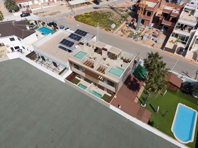 2 soverom Bungalow til salgs i San Pedro del Pinatar ciudad, San Pedro del Pinatar med svømmebasseng - € 299 900 (Ref: 9980490)