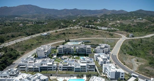 2 soverom Leilighet til salgs i La Concha - Resina Golf, Estepona med svømmebasseng - € 432 000 (Ref: 9985101)