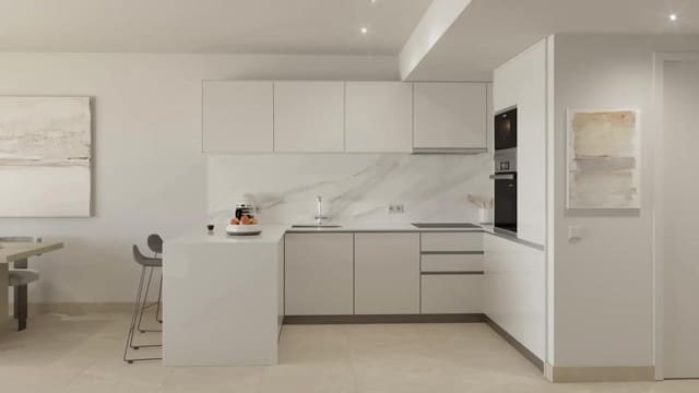Apartamento de 3 habitaciones en Bahía Dorada, Estepona en venta con piscina garaje - 465.000 € (Ref: 9990828)