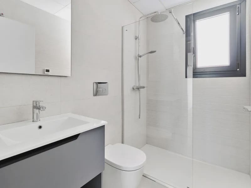 2 soveværelse Bungalow til salg i Torrevieja med swimmingpool garage - € 380.000 (Ref: 9994374)