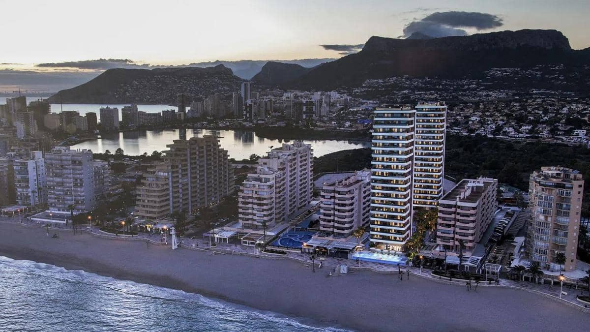1 bedroom Apartment for sale in Calpe / Calp with pool - € 520,000 (Ref: 9994376)