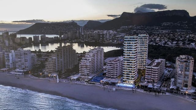 1 bedroom Apartment for sale in Levante - Playa Fossa, Calpe / Calp with pool - € 520,000 (Ref: 9994376)