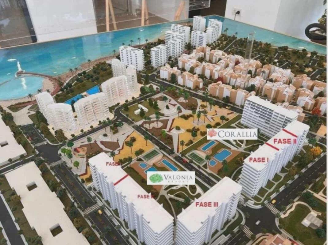 3 soveværelse Lejlighed til salg i Torrevieja med swimmingpool - € 399.000 (Ref: 9995575)