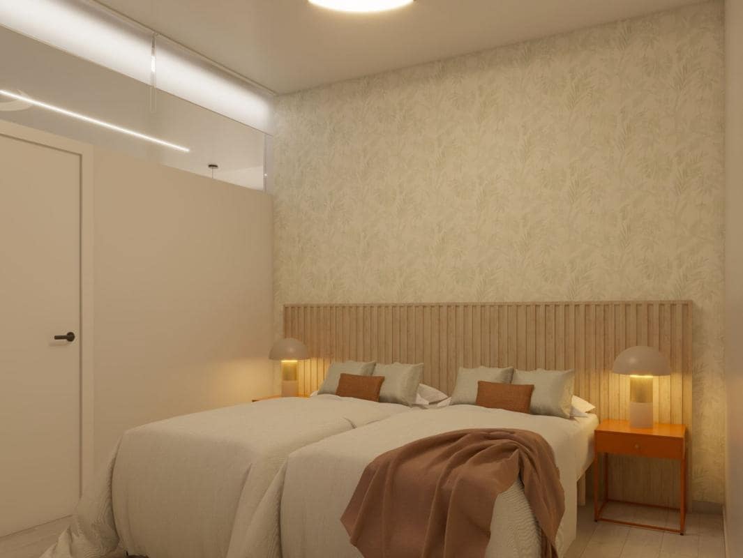 Apartamento de 2 habitaciones en Torrevieja en venta con piscina garaje - 239.900 € (Ref: 9997219)