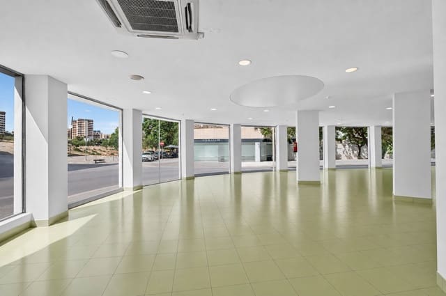 Comercial para venda em Benalúa, Alicante cidade com piscina - 1 000 000 € (Ref: 10001360)