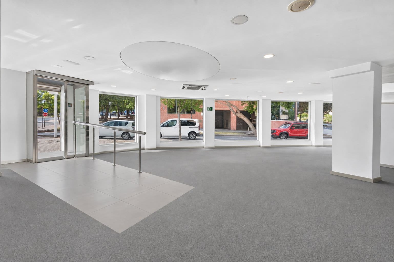 Comercial para venda em Alicante cidade com piscina - 1 000 000 € (Ref: 10001360)