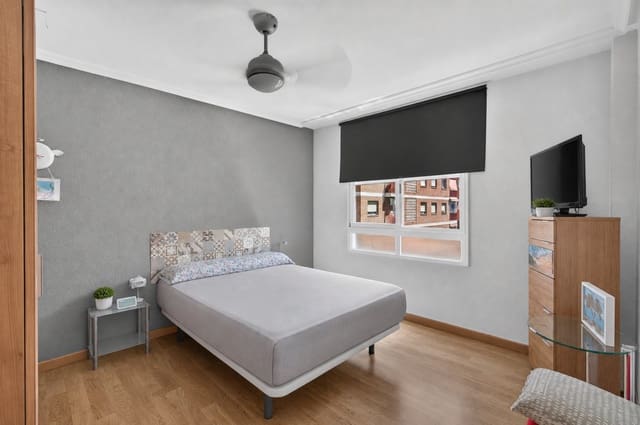 Piso de 4 habitaciones en Benalúa, Alicante / Alacant ciudad en venta con piscina - 295.000 € (Ref: 10002544)