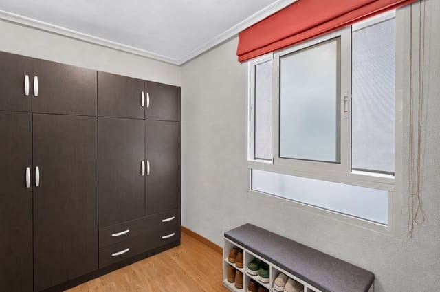 Piso de 4 habitaciones en Benalúa, Alicante / Alacant ciudad en venta con piscina - 295.000 € (Ref: 10002544)