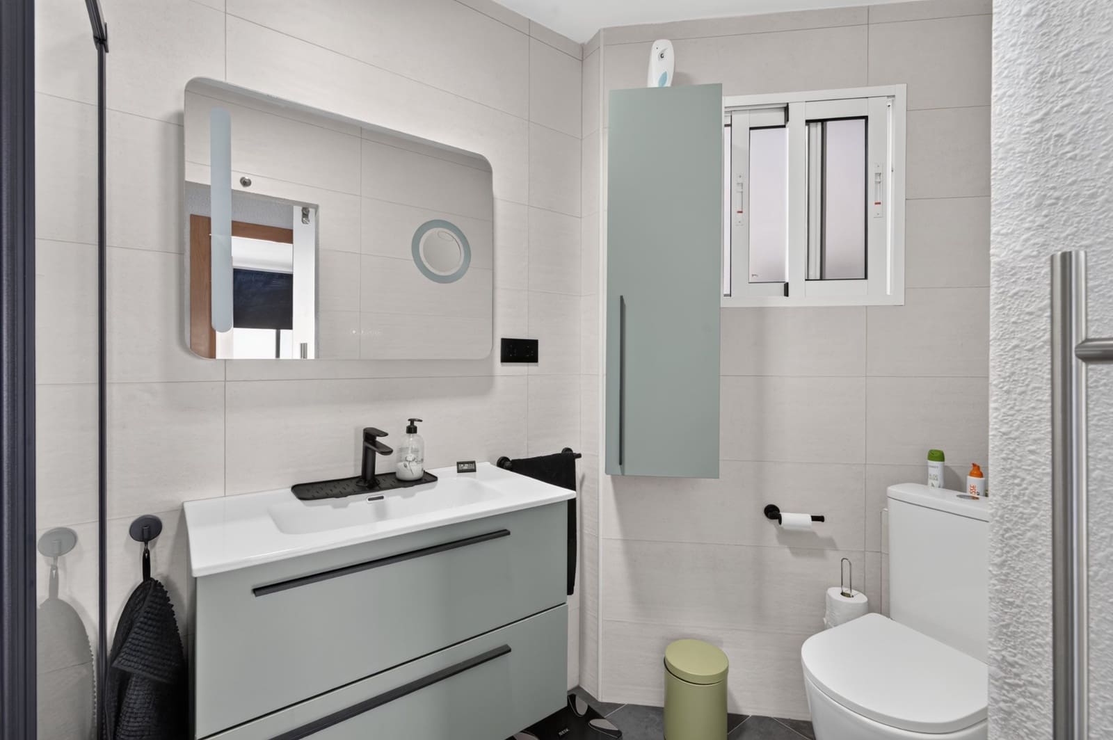 Piso de 4 habitaciones en Alicante / Alacant ciudad en venta con piscina - 295.000 € (Ref: 10002544)