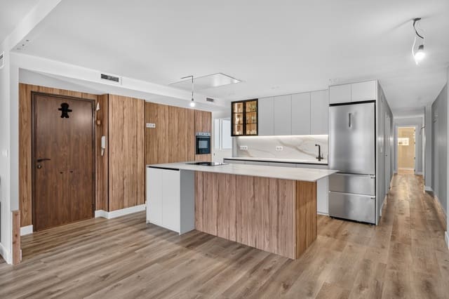 4 chambre Appartement à vendre à El Pla de Sant Josep - L'Asil, Elche / Elx avec piscine - 259 900 € (Ref: 10005925)