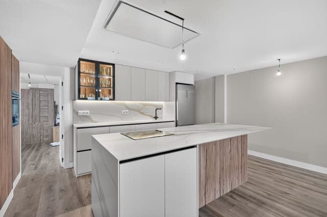 4 chambre Appartement à vendre à El Pla de Sant Josep - L'Asil, Elche / Elx avec piscine - 259 900 € (Ref: 10005925)