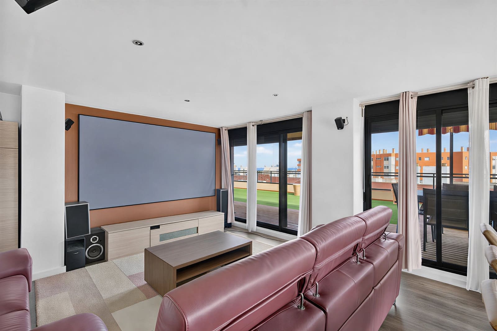 Ático de 4 habitaciones en Alicante / Alacant ciudad en venta con piscina garaje - 750.000 € (Ref: 10022995)