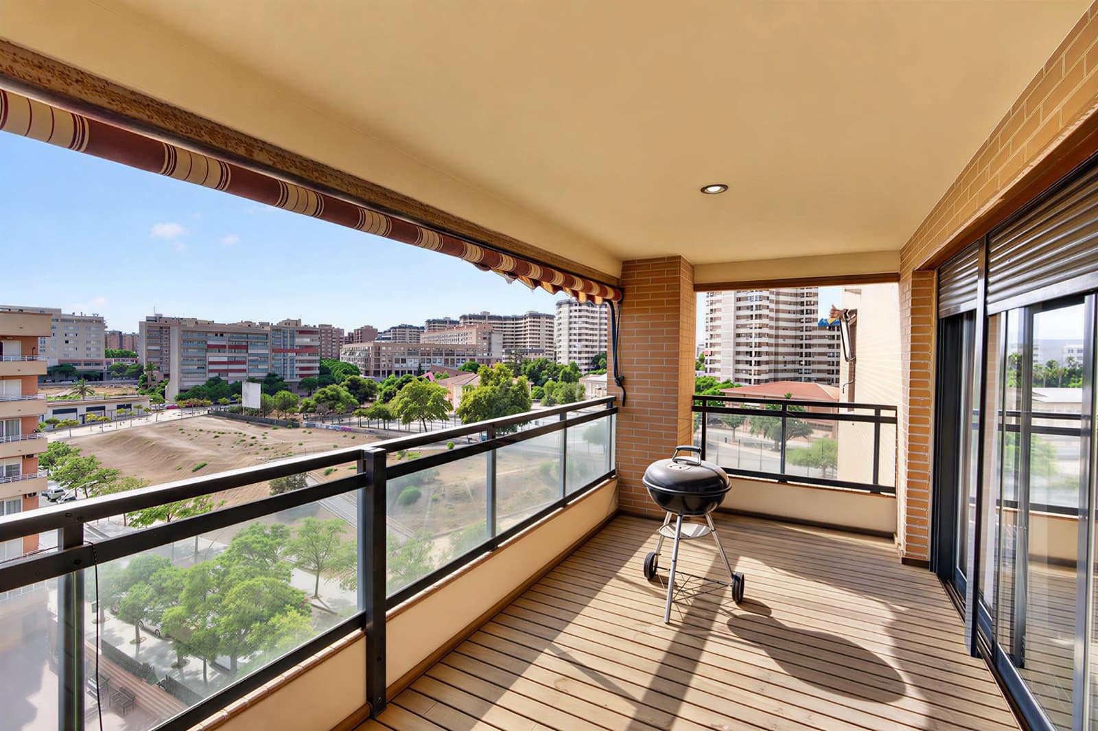 Ático de 4 habitaciones en Alicante / Alacant ciudad en venta con piscina garaje - 750.000 € (Ref: 10022995)