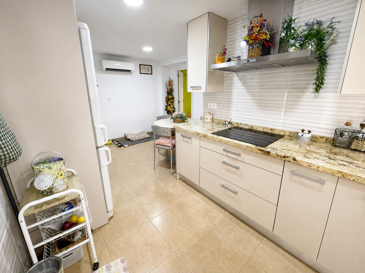 3 Zimmer Wohnung zu verkaufen in Alicante / Alacant Stadt mit Pool - 242.000 € (Ref: 10024463)