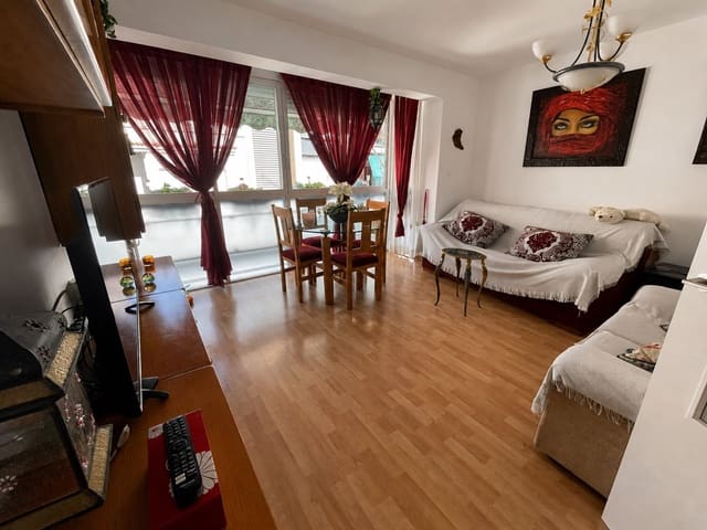 3 soveværelse Lejlighed til salg i Campoamor - Altozano, Alicante by med swimmingpool - € 242.000 (Ref: 10024463)
