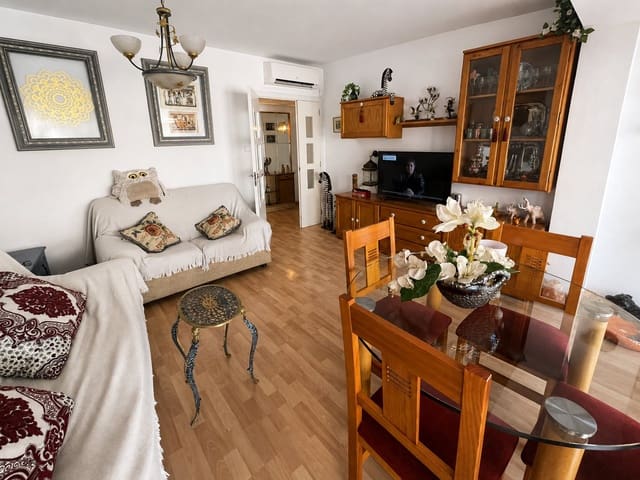 3 soveværelse Lejlighed til salg i Campoamor - Altozano, Alicante by med swimmingpool - € 242.000 (Ref: 10024463)