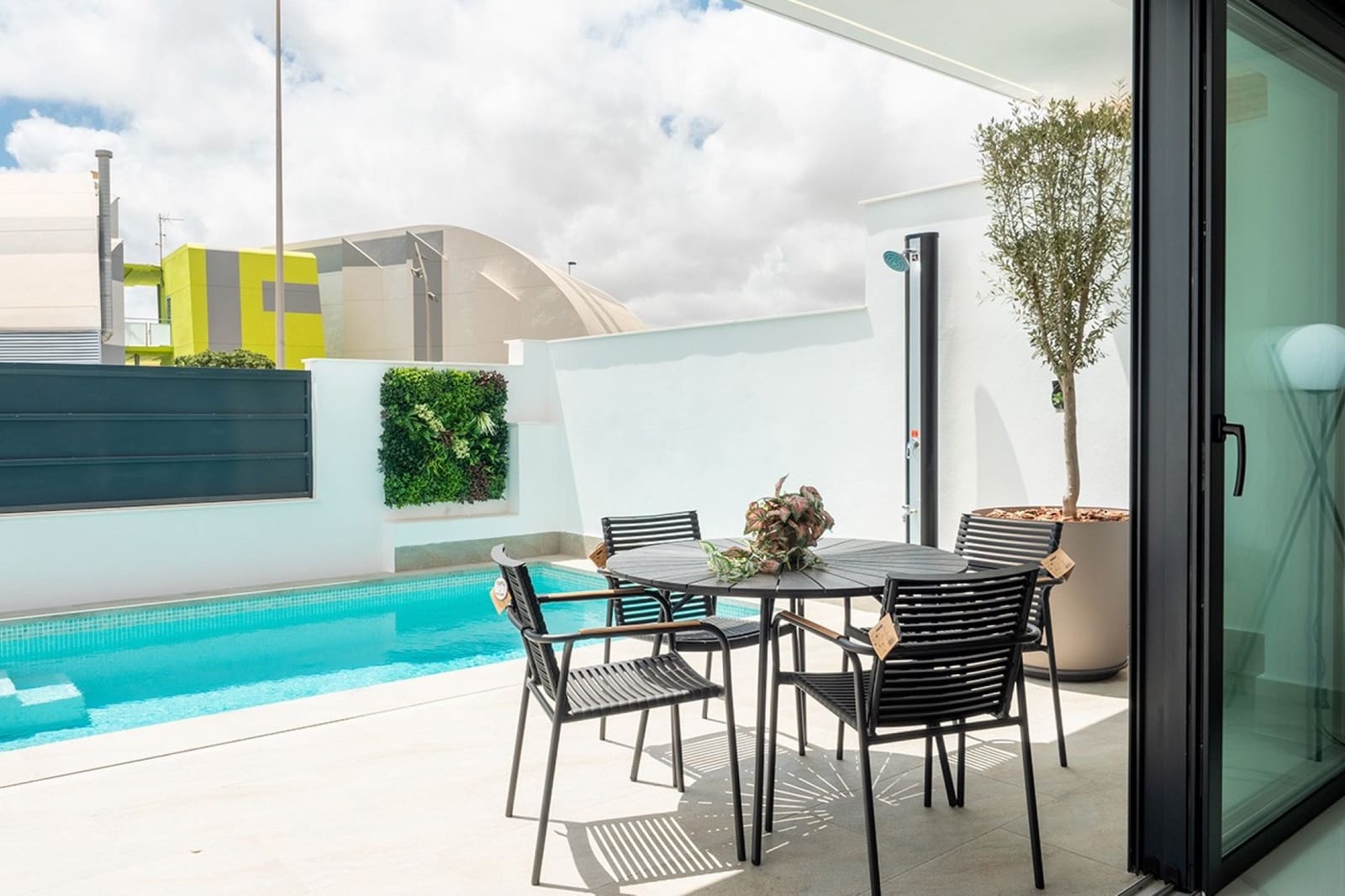 3 soveværelse Villa til salg i San Pedro del Pinatar med swimmingpool garage - € 536.000 (Ref: 10031108)