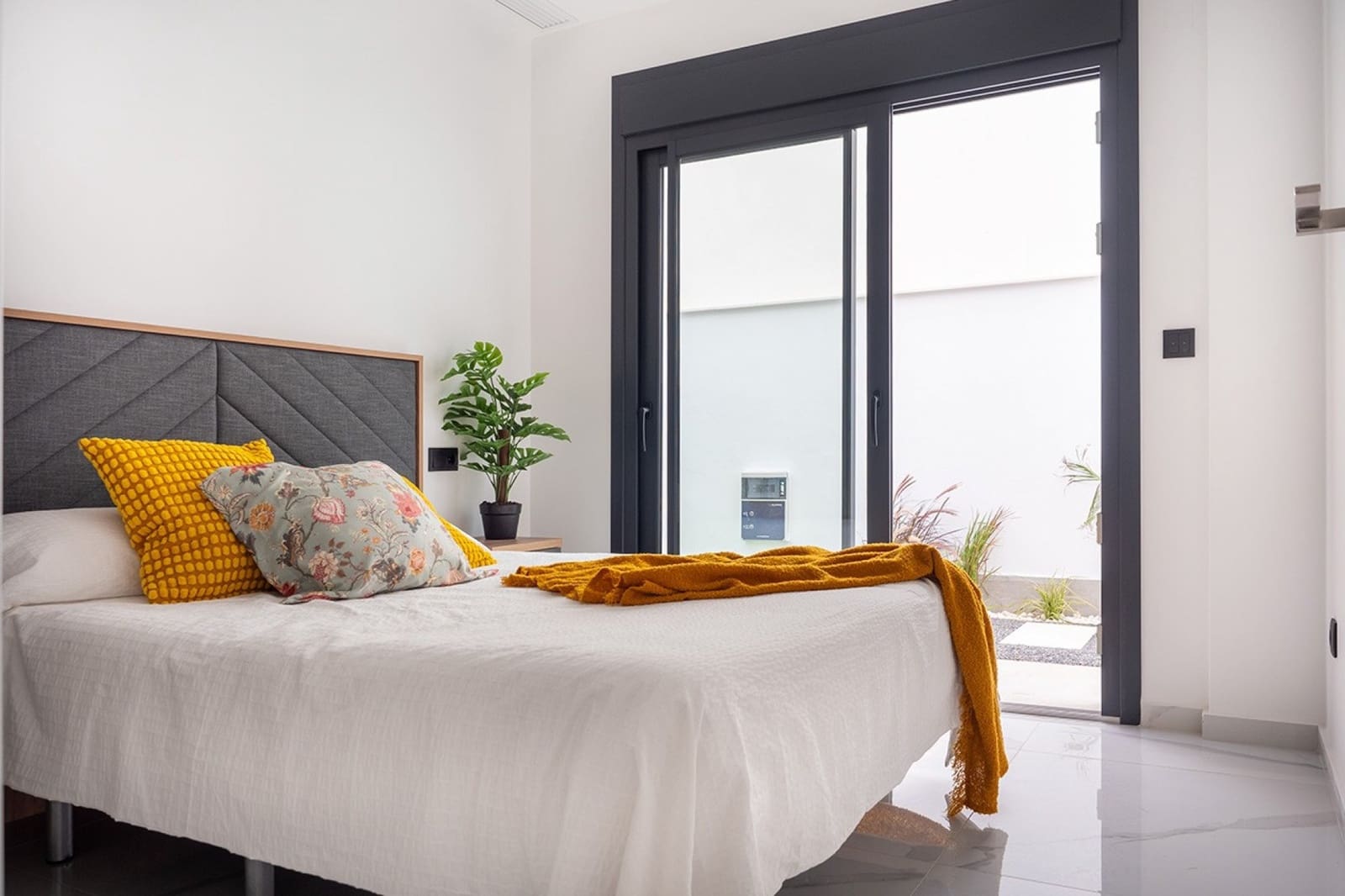3 soveværelse Villa til salg i San Pedro del Pinatar med swimmingpool garage - € 536.000 (Ref: 10031108)