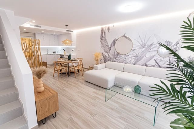 2 quarto Casa em Banda para venda em La Manga del Mar Menor com piscina garagem - 350 000 € (Ref: 10033189)