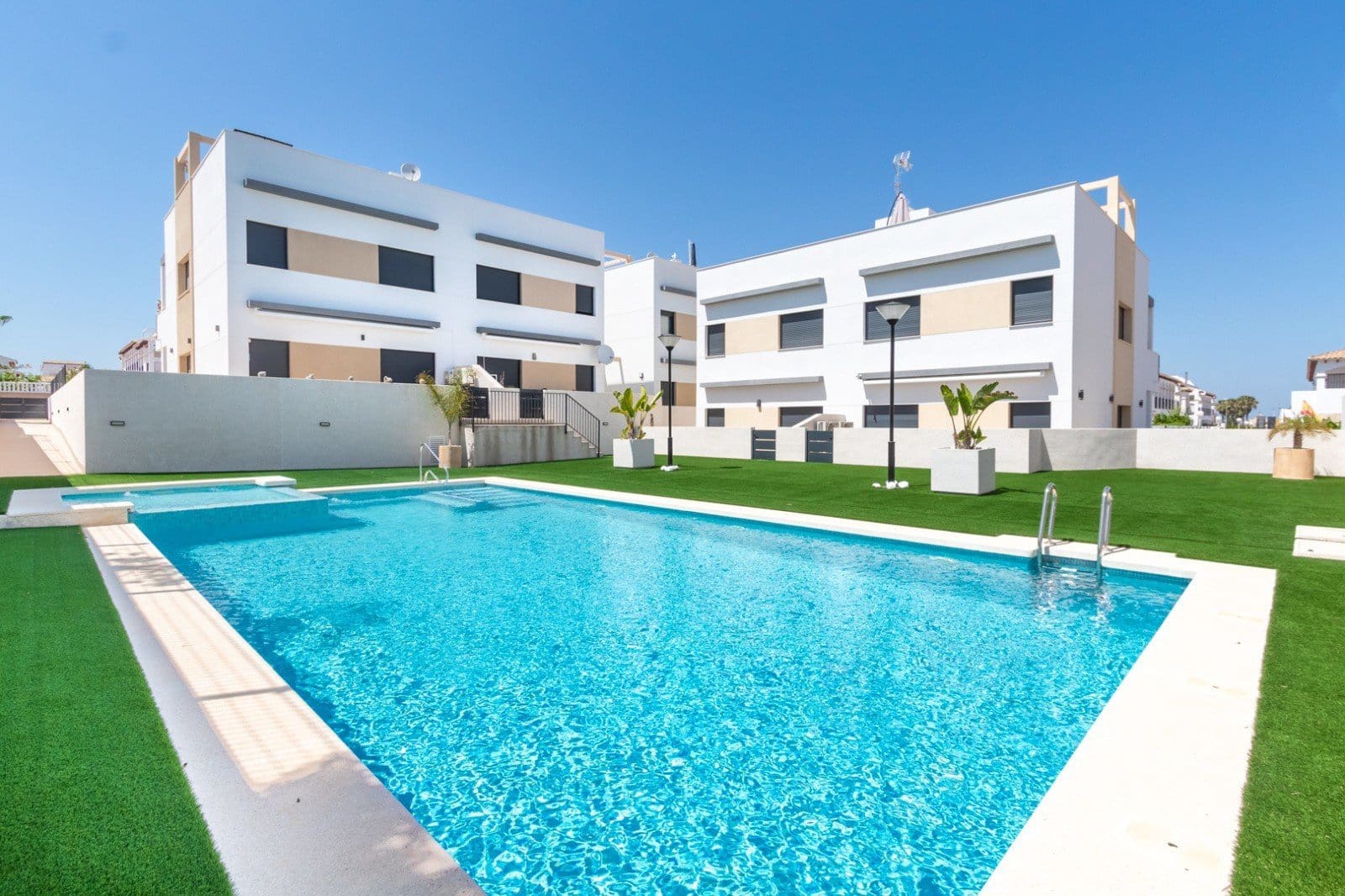 3 chambre Appartement à vendre à Orihuela Costa avec piscine garage - 349 000 € (Ref: 10039067)
