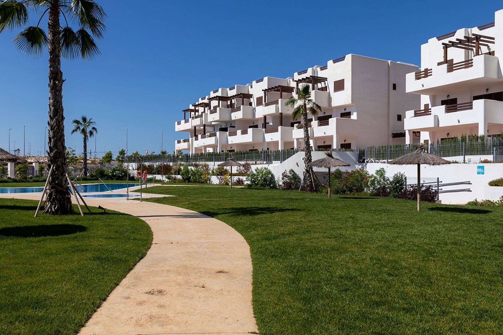 1 slaapkamer Penthouse te koop in San Juan de los Terreros met zwembad garage - € 223.000 (Ref: 10039182)