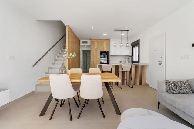 3 soverom Villa til salgs i San Pedro del Pinatar ciudad, San Pedro del Pinatar med svømmebasseng garasje - € 380 000 (Ref: 10039420)
