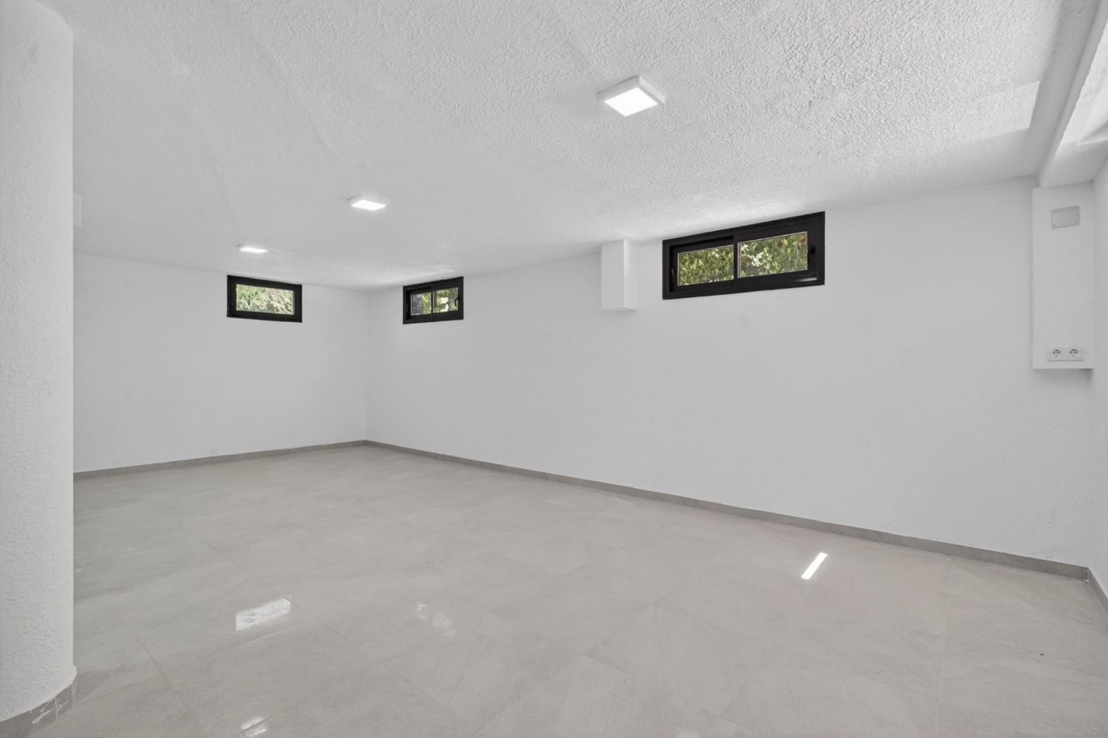 5 bedroom Villa for sale in San Vicente / Sant Vicent del Raspeig with pool garage - € 545,000 (Ref: 10048462)