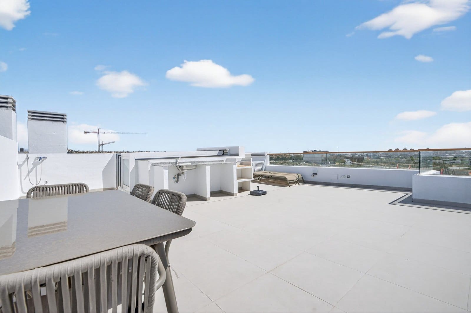 3 bedroom Penthouse for sale in Torrevieja with pool garage - € 515,000 (Ref: 10054328)