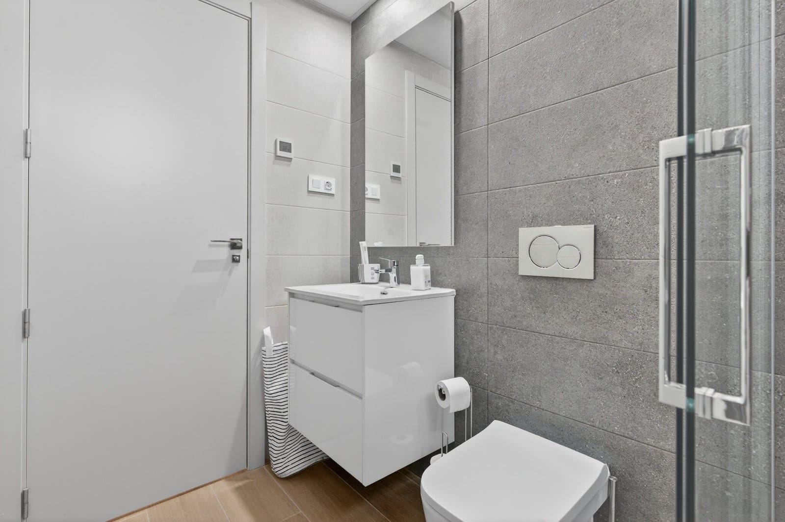 3 bedroom Penthouse for sale in Torrevieja with pool garage - € 515,000 (Ref: 10054328)
