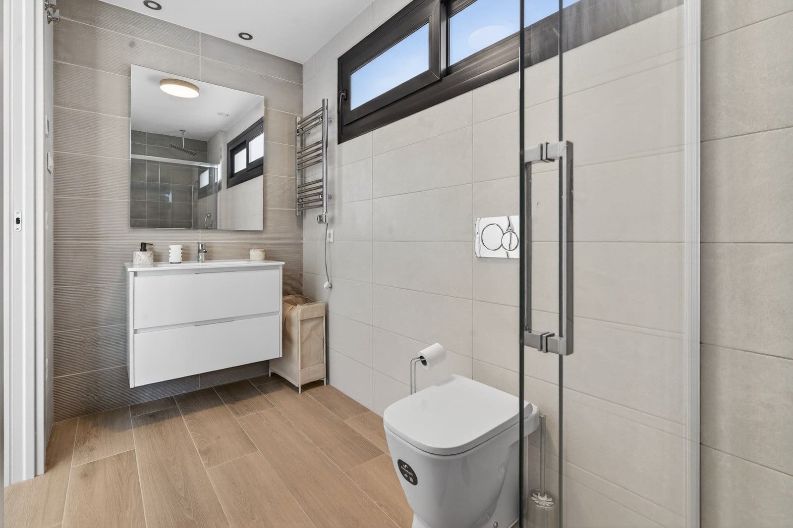 3 bedroom Penthouse for sale in Torrevieja with pool garage - € 515,000 (Ref: 10054328)