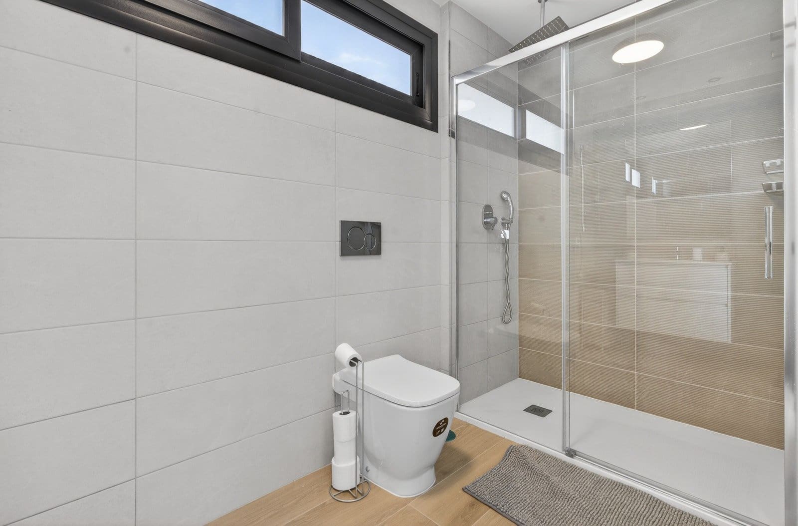 3 bedroom Penthouse for sale in Torrevieja with pool garage - € 515,000 (Ref: 10054328)