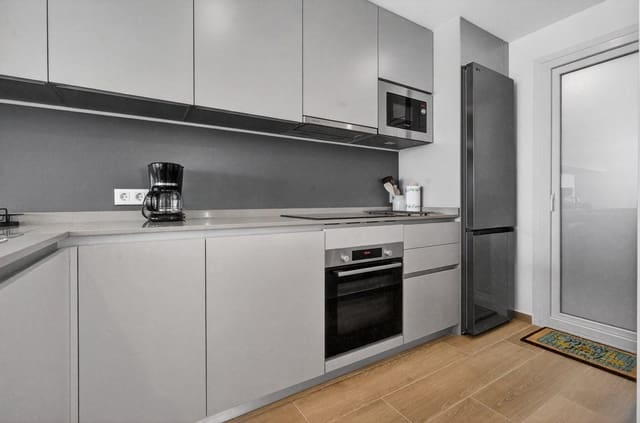 3 camera da letto Attico in vendita in El Chaparral - La Siesta - La Torreta, Torrevieja con piscina garage - 515.000 € (Rif: 10054328)