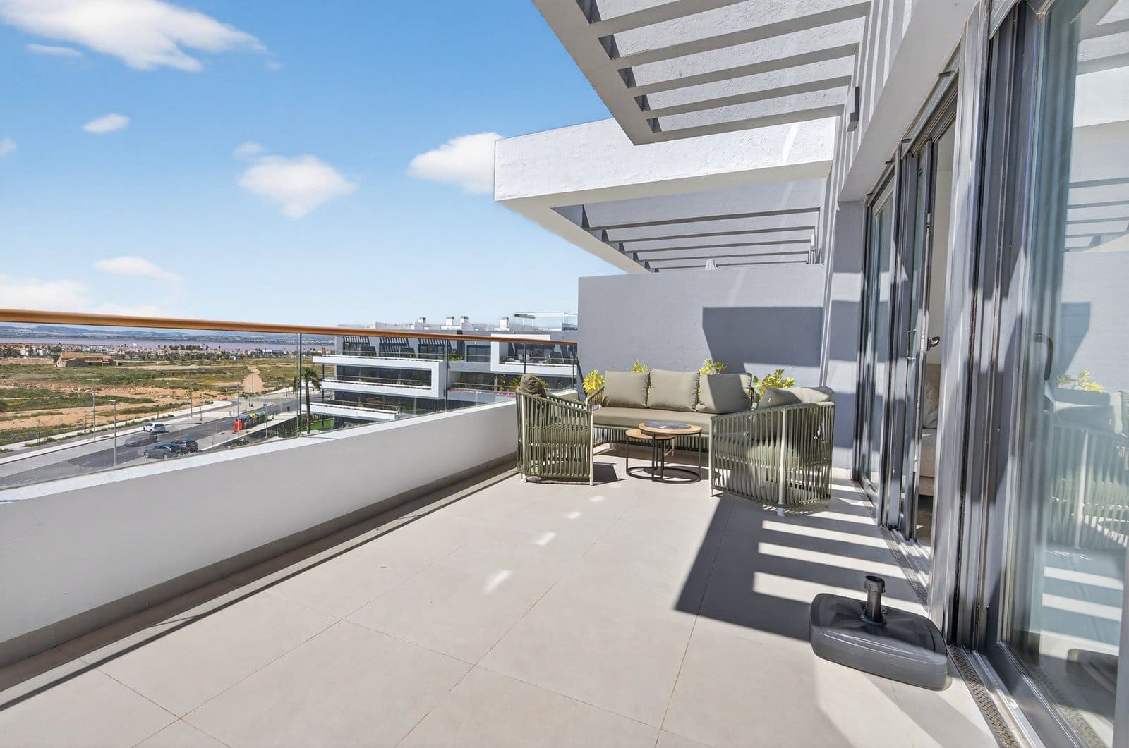 3 bedroom Penthouse for sale in Torrevieja with pool garage - € 515,000 (Ref: 10054328)