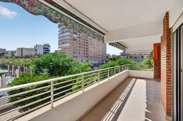 3 makuuhuone Asunto myytävänä paikassa Playa de San Juan, Alicante kaupunki mukana uima-altaan 
autotalli - 420 000 € (Ref: 10070174)