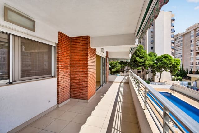 3 makuuhuone Asunto myytävänä paikassa Playa de San Juan, Alicante kaupunki mukana uima-altaan 
autotalli - 420 000 € (Ref: 10070174)