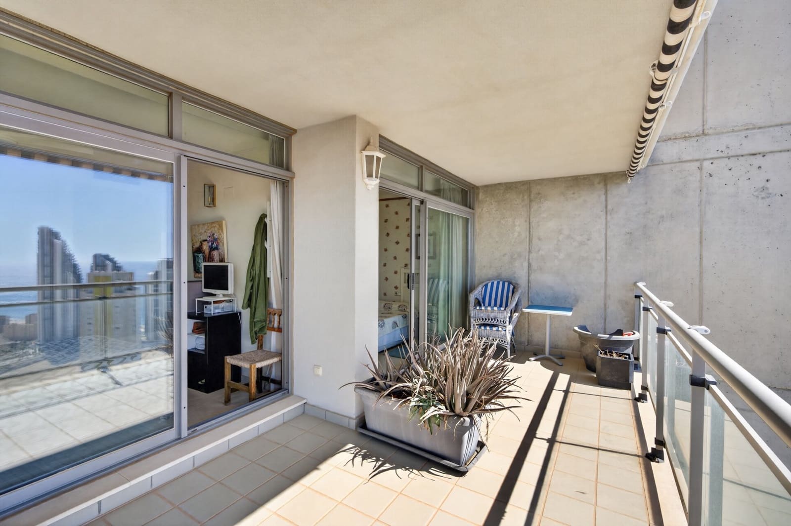 3 quarto Apartamento para venda em Benidorm com piscina garagem - 719 000 € (Ref: 10082223)