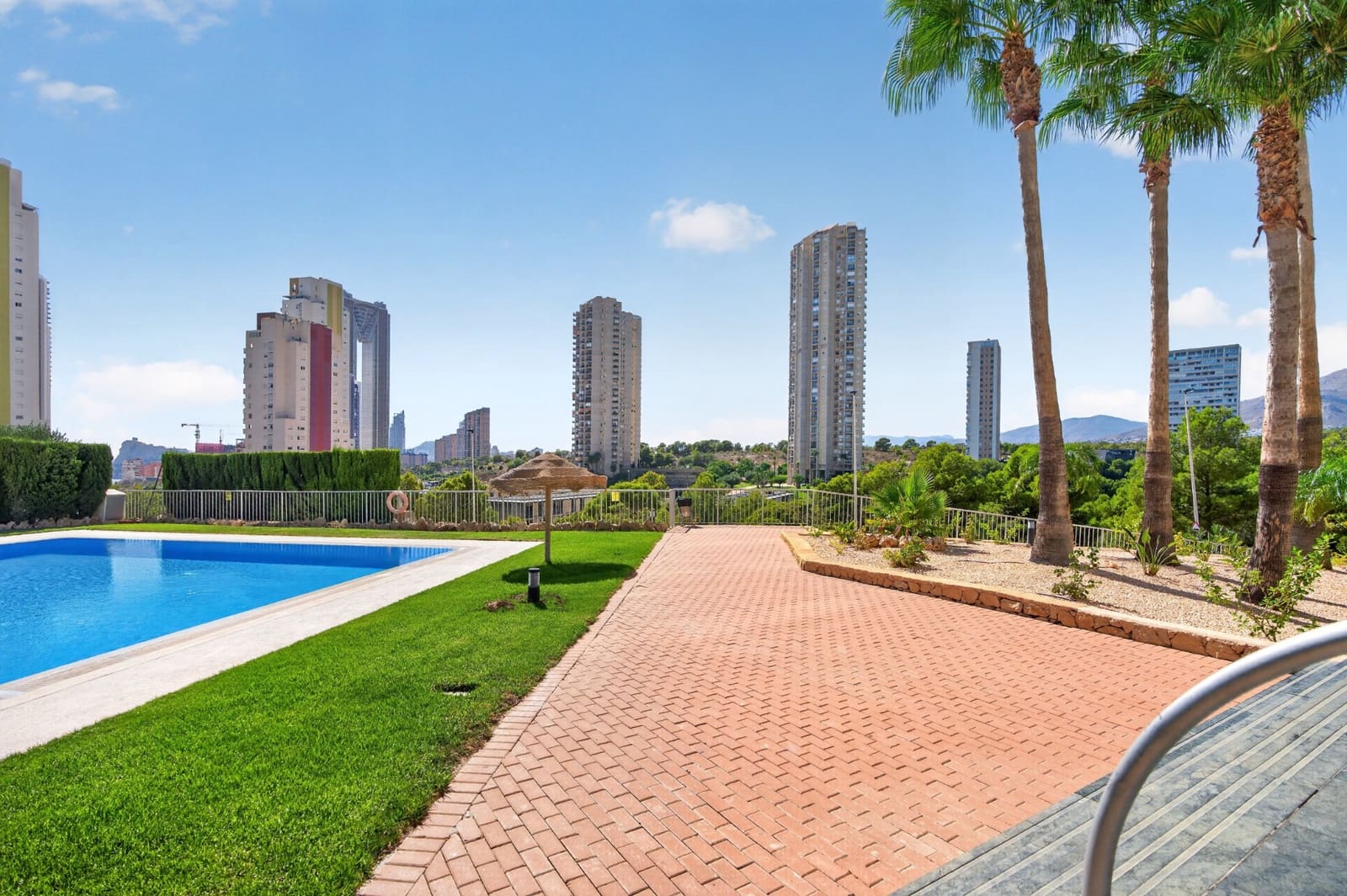3 quarto Apartamento para venda em Benidorm com piscina garagem - 719 000 € (Ref: 10082223)