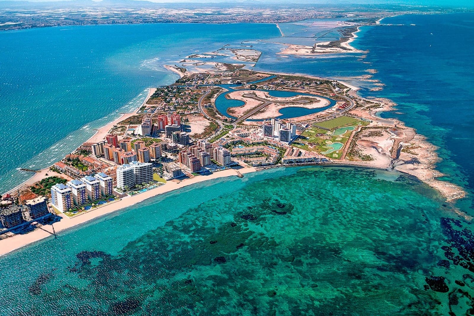 3 chambre Appartement à vendre à La Manga del Mar Menor avec piscine garage - 519 000 € (Ref: 10085070)