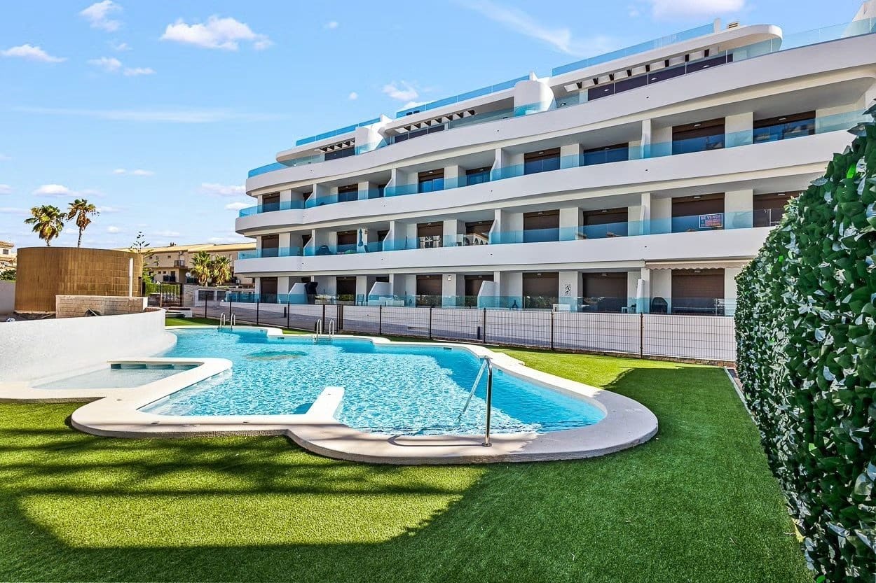 2 chambre Appartement à vendre à Playa Flamenca avec piscine garage - 369 000 € (Ref: 10088410)