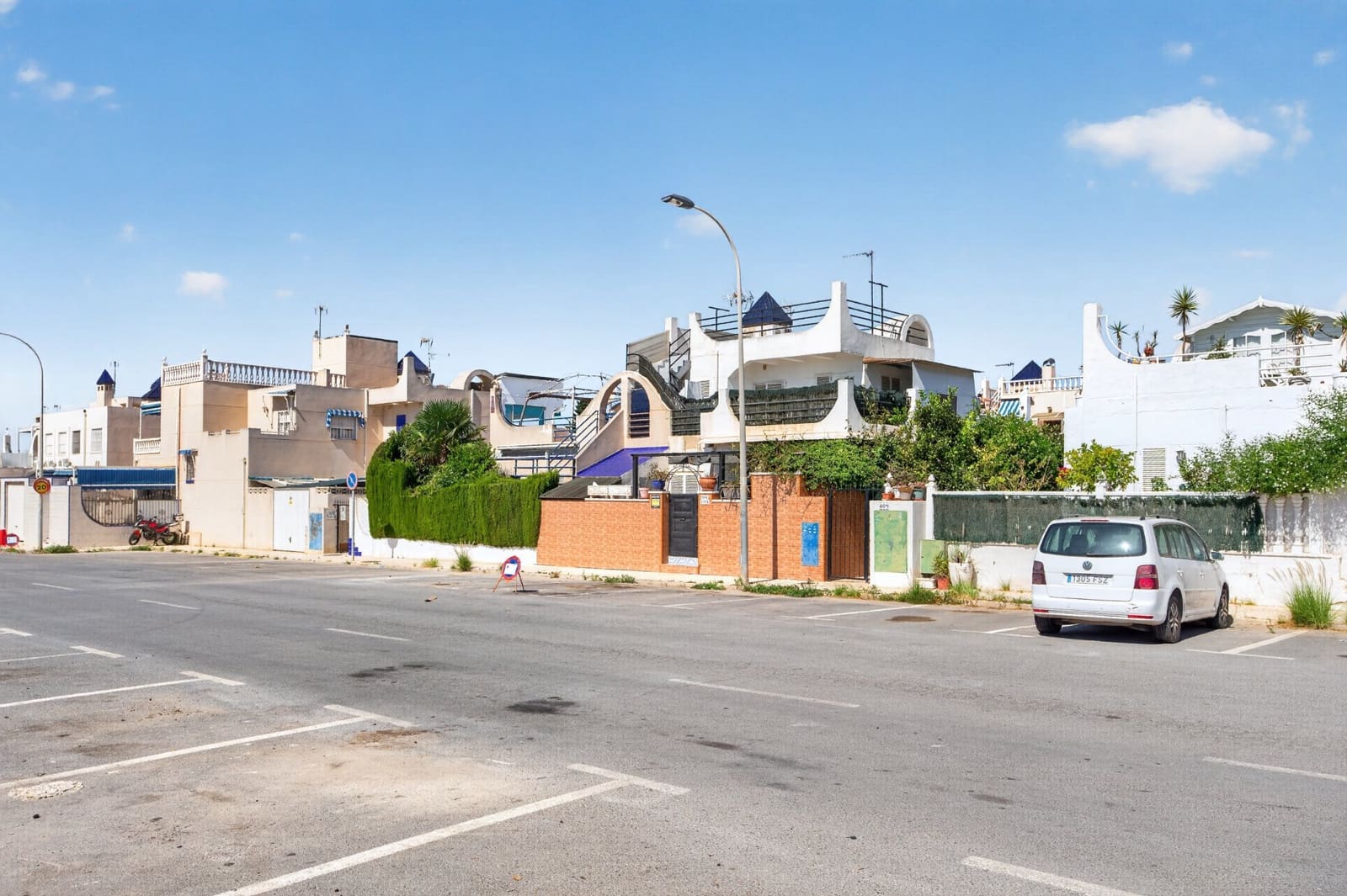 2 quarto Bungalow para venda em Torrevieja com piscina - 195 000 € (Ref: 10088411)
