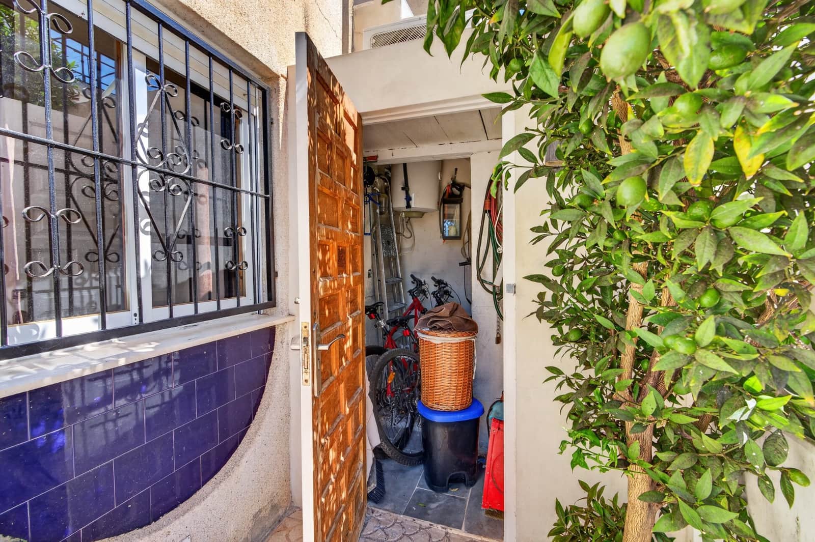 2 quarto Bungalow para venda em Torrevieja com piscina - 195 000 € (Ref: 10088411)