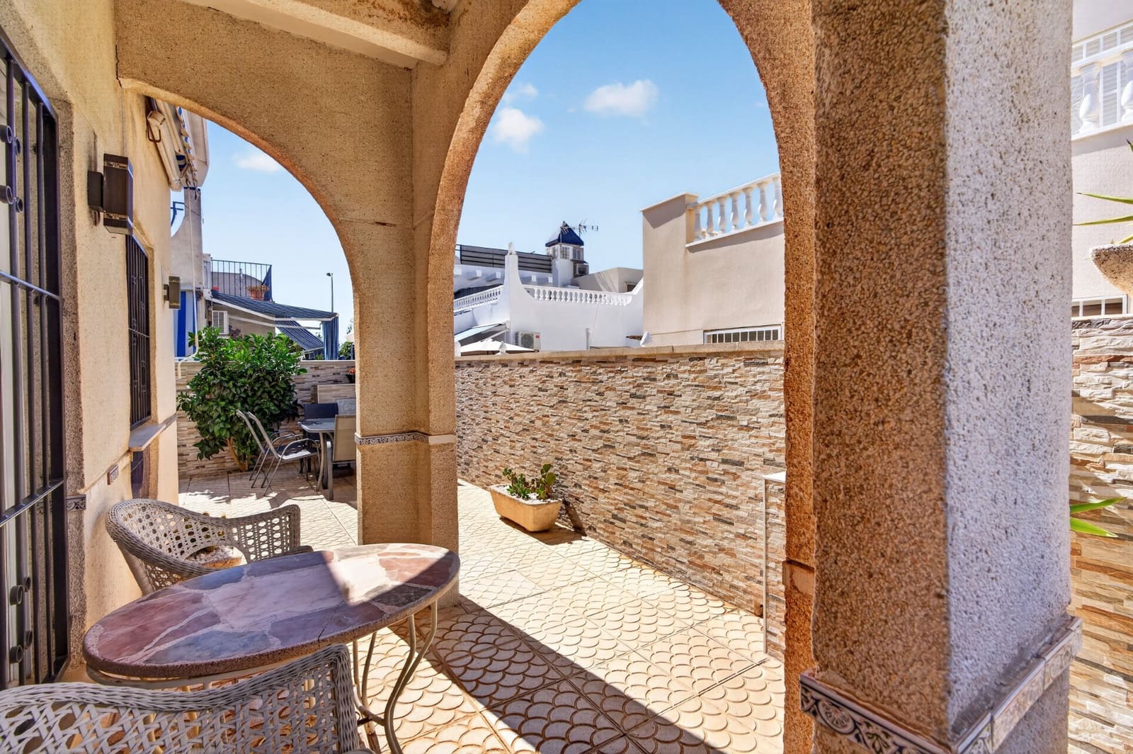 2 quarto Bungalow para venda em Torrevieja com piscina - 195 000 € (Ref: 10088411)