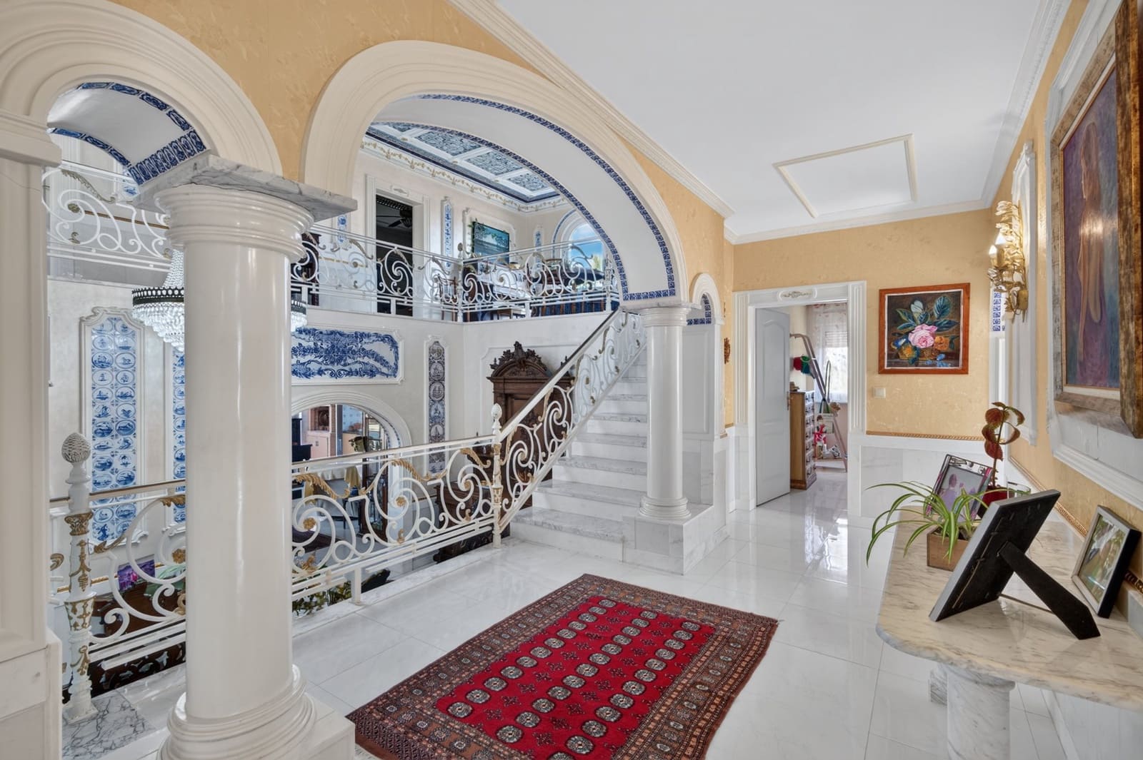 6 bedroom Villa for sale in San Fulgencio with pool garage - € 849,900 (Ref: 10116035)