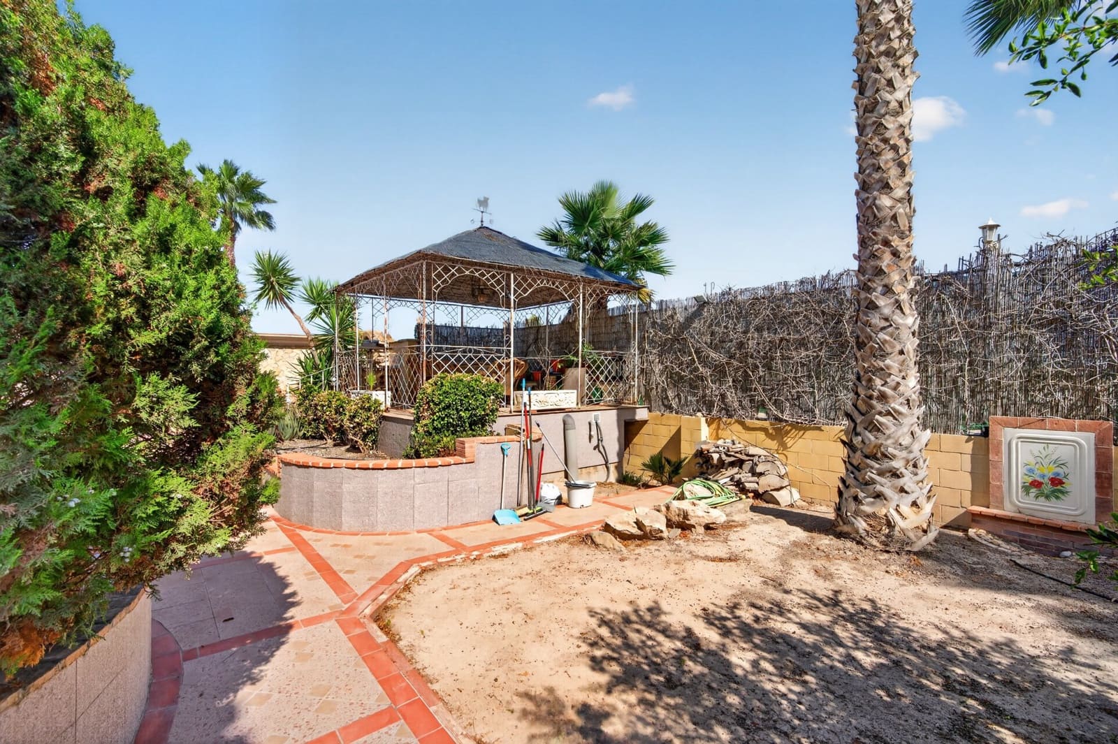6 bedroom Villa for sale in San Fulgencio with pool garage - € 849,900 (Ref: 10116035)